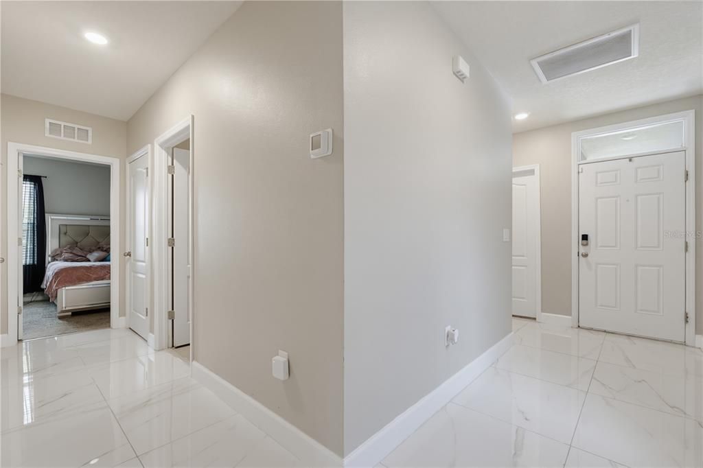 待售: $305,000 (3 贝兹, 2 浴室, 1645 平方英尺)