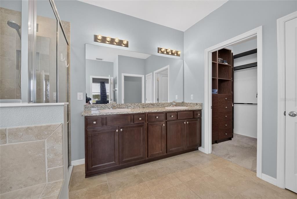 待售: $439,900 (4 贝兹, 3 浴室, 2837 平方英尺)