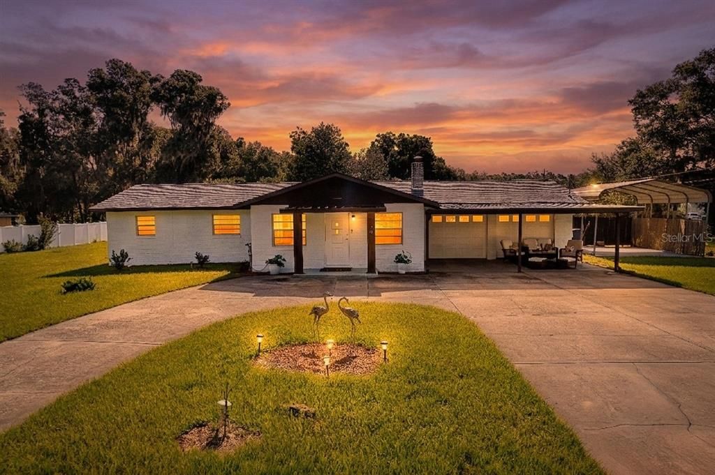 En Venta: $415,000 (3 camas, 2 baños, 1704 Pies cuadrados)