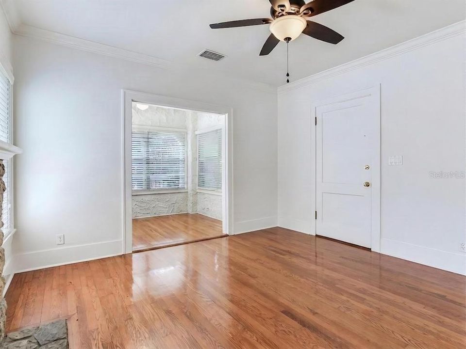 В аренду: $2,950 (1 спален, 1 ванн, 1100 Квадратных фут)