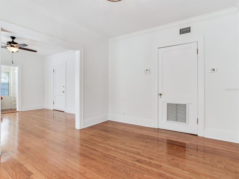 В аренду: $2,950 (1 спален, 1 ванн, 1100 Квадратных фут)