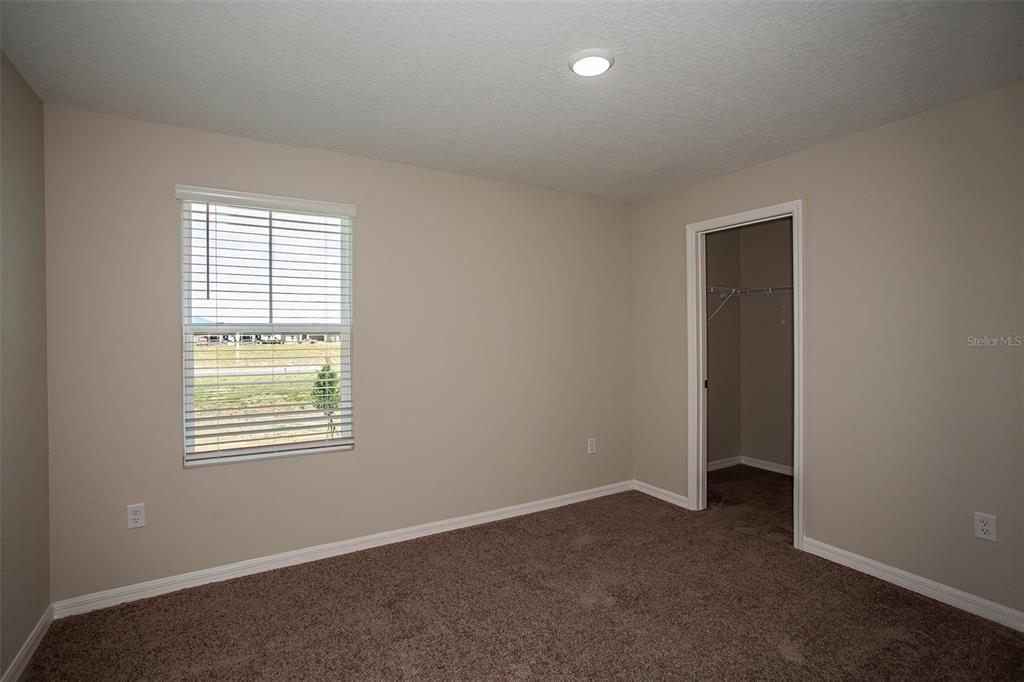 For Sale: $375,590 (4 beds, 2 baths, 2039 Square Feet)