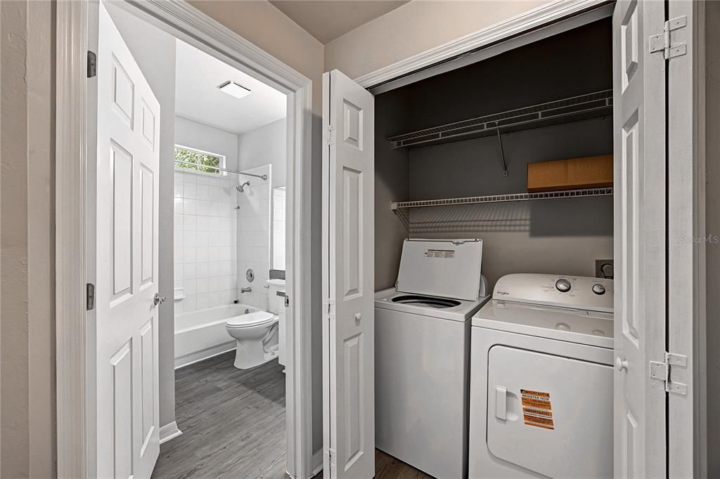 For Rent: $1,650 (2 beds, 2 baths, 976 Square Feet)