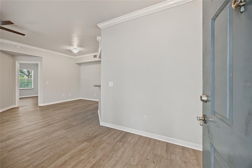 For Rent: $1,650 (2 beds, 2 baths, 976 Square Feet)