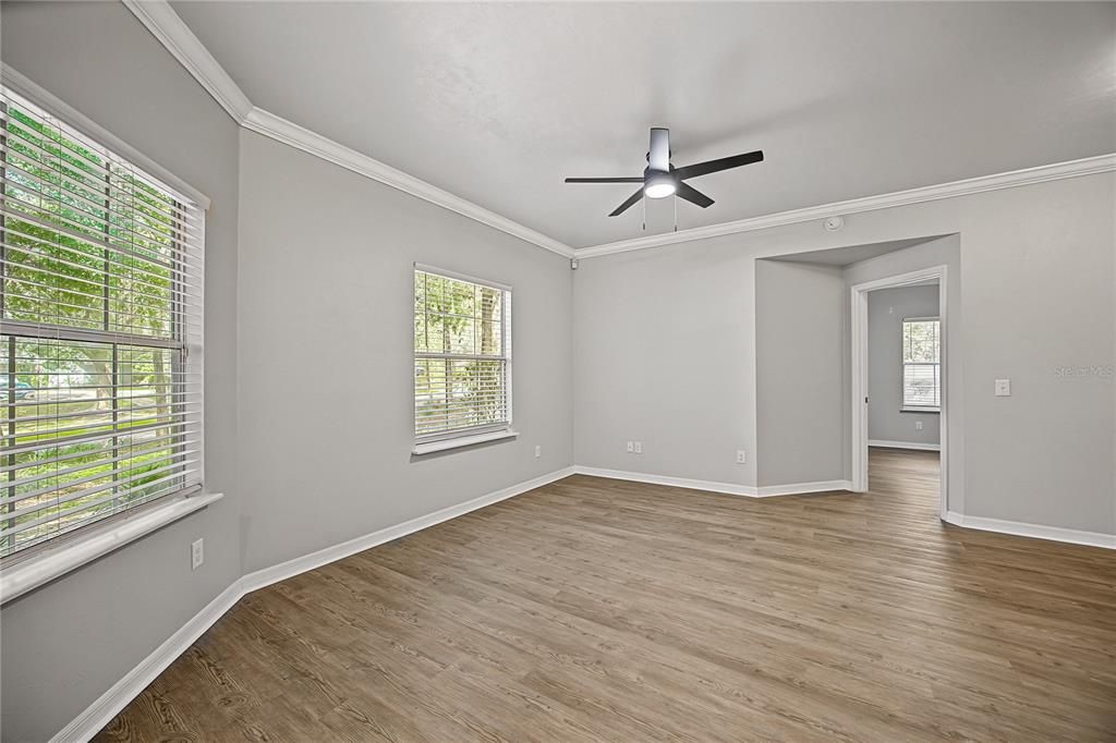 For Rent: $1,650 (2 beds, 2 baths, 976 Square Feet)