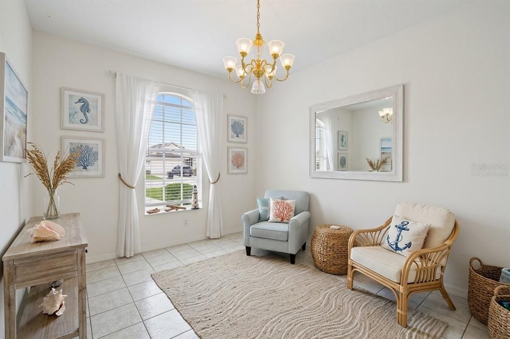 For Sale: $279,900 (3 beds, 2 baths, 1383 Square Feet)