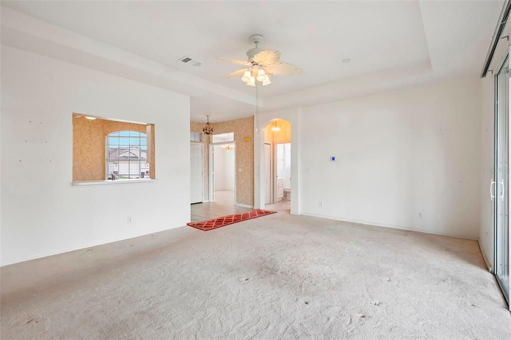 For Sale: $279,900 (3 beds, 2 baths, 1383 Square Feet)