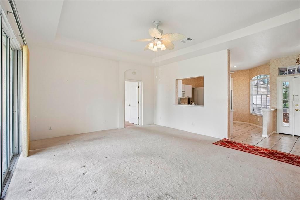 For Sale: $279,900 (3 beds, 2 baths, 1383 Square Feet)