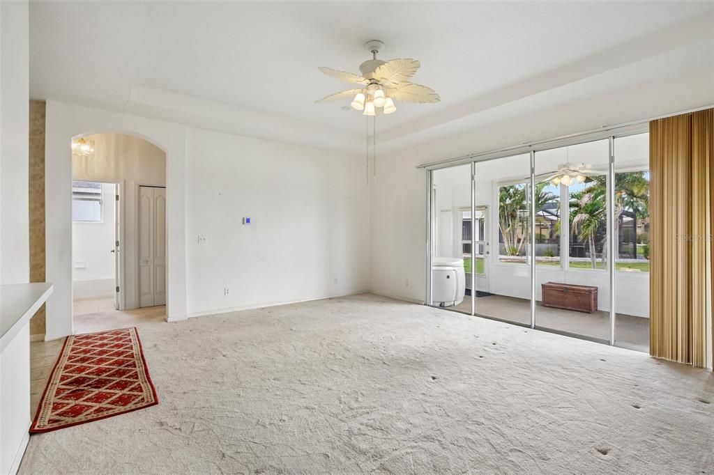 For Sale: $279,900 (3 beds, 2 baths, 1383 Square Feet)