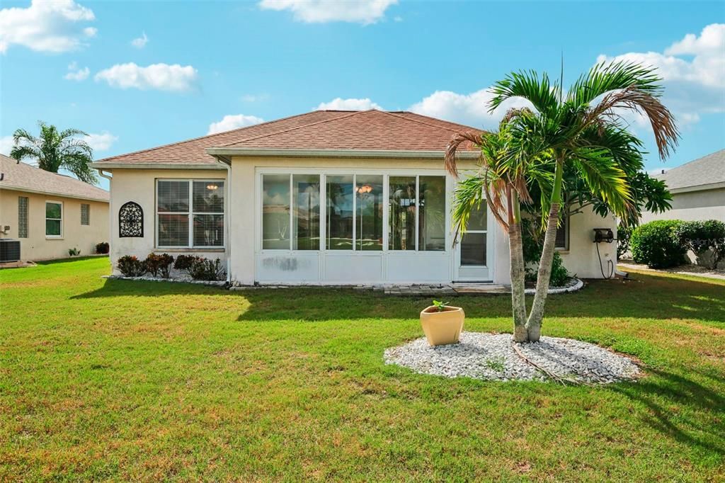 For Sale: $279,900 (3 beds, 2 baths, 1383 Square Feet)