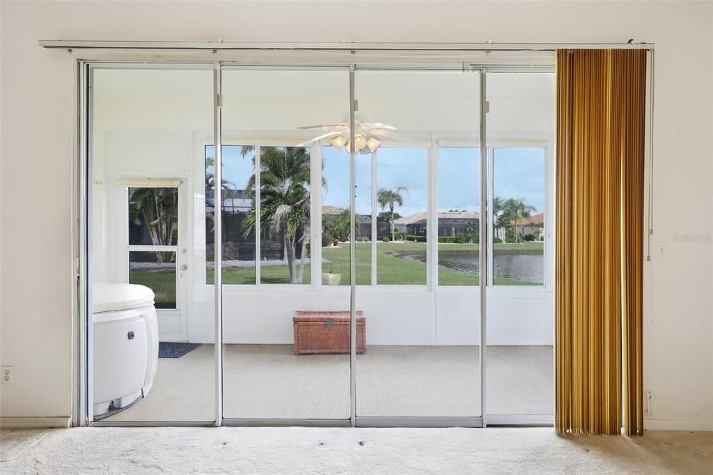 For Sale: $279,900 (3 beds, 2 baths, 1383 Square Feet)