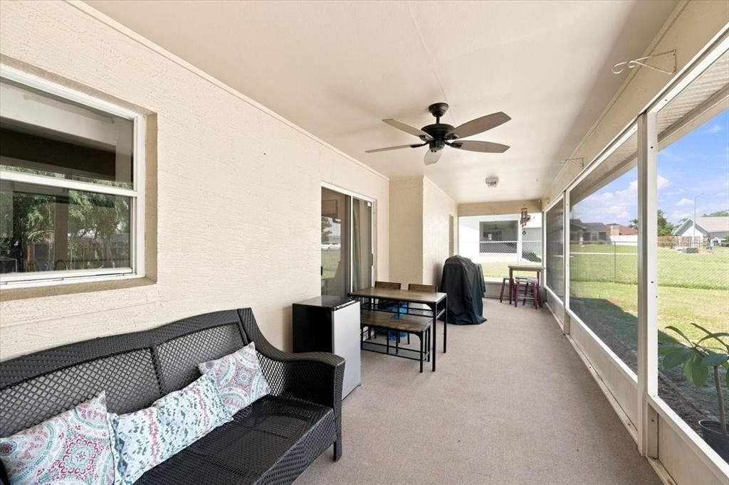 For Sale: $325,000 (3 beds, 2 baths, 1450 Square Feet)