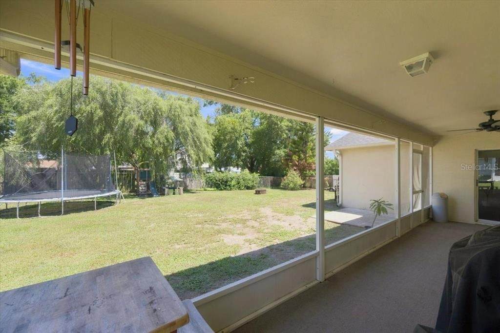 For Sale: $325,000 (3 beds, 2 baths, 1450 Square Feet)