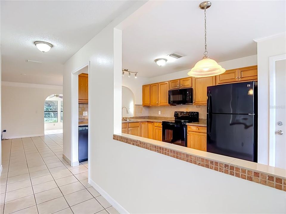En Venta: $224,900 (2 camas, 2 baños, 1384 Pies cuadrados)