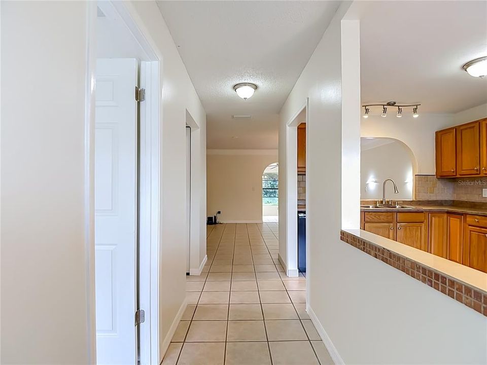 En Venta: $224,900 (2 camas, 2 baños, 1384 Pies cuadrados)