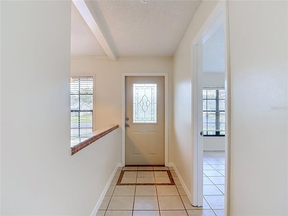 En Venta: $224,900 (2 camas, 2 baños, 1384 Pies cuadrados)