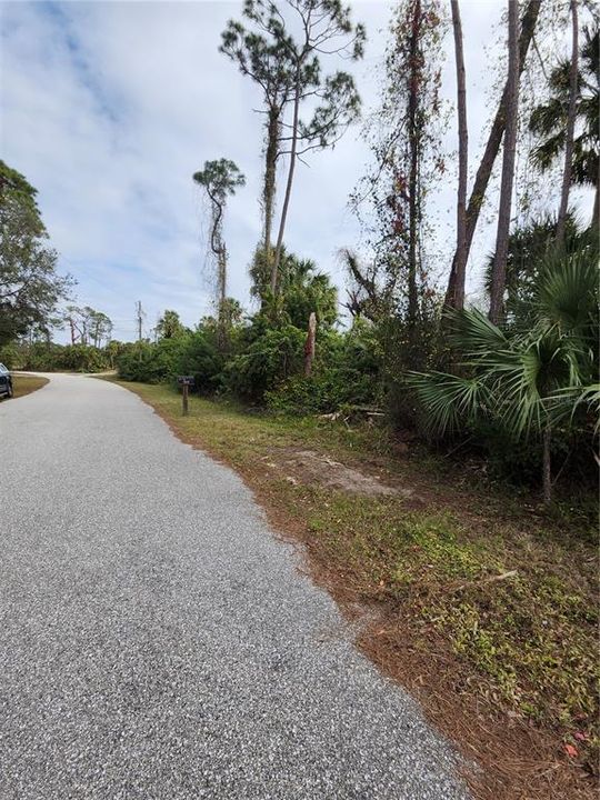 Vendido Recientemente: $25,000 (0.23 acres)