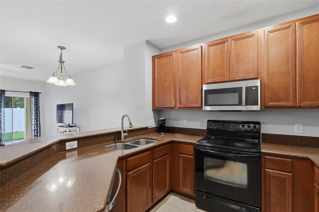En Venta: $249,900 (2 camas, 2 baños, 1322 Pies cuadrados)