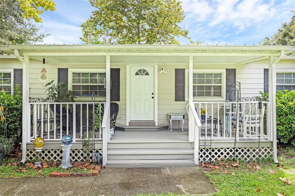 For Rent: $2,695 (3 beds, 2 baths, 1248 Square Feet)
