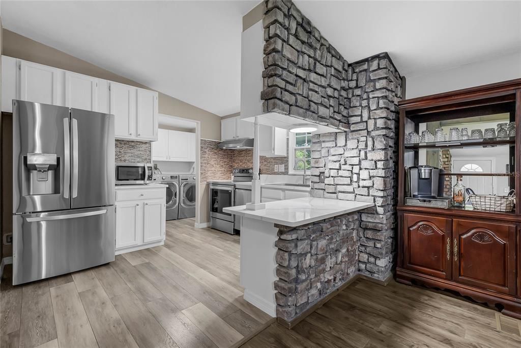 For Rent: $2,695 (3 beds, 2 baths, 1248 Square Feet)