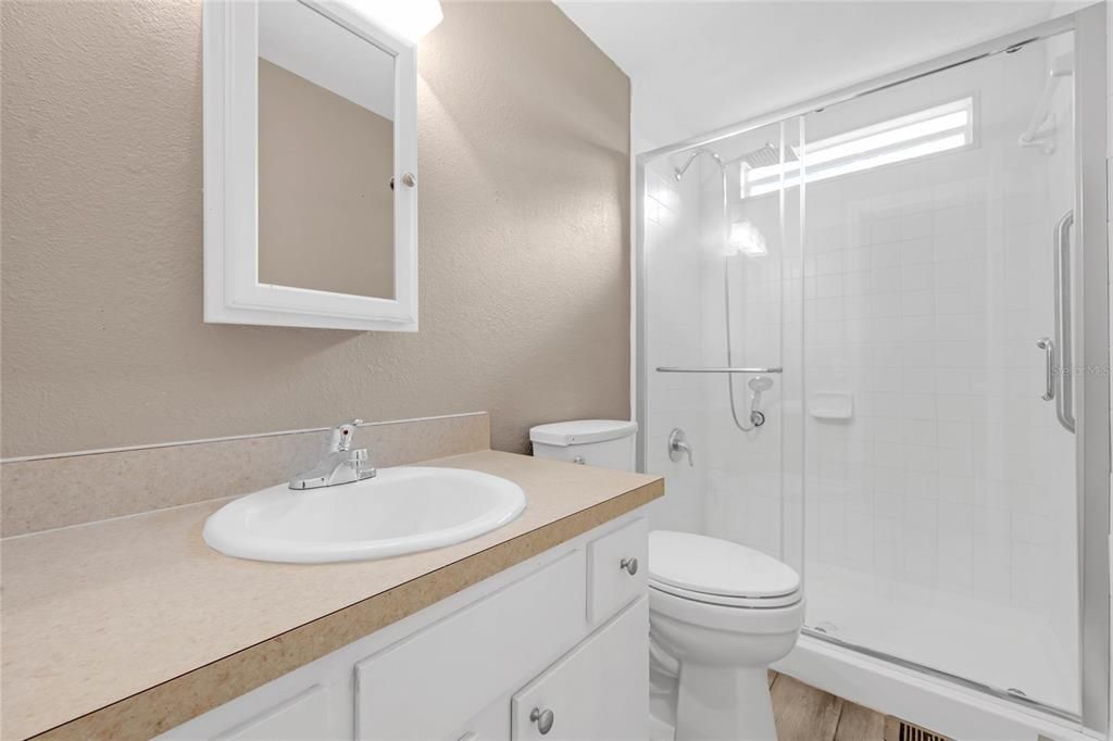 For Rent: $2,695 (3 beds, 2 baths, 1248 Square Feet)