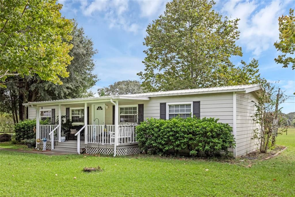 For Rent: $2,695 (3 beds, 2 baths, 1248 Square Feet)