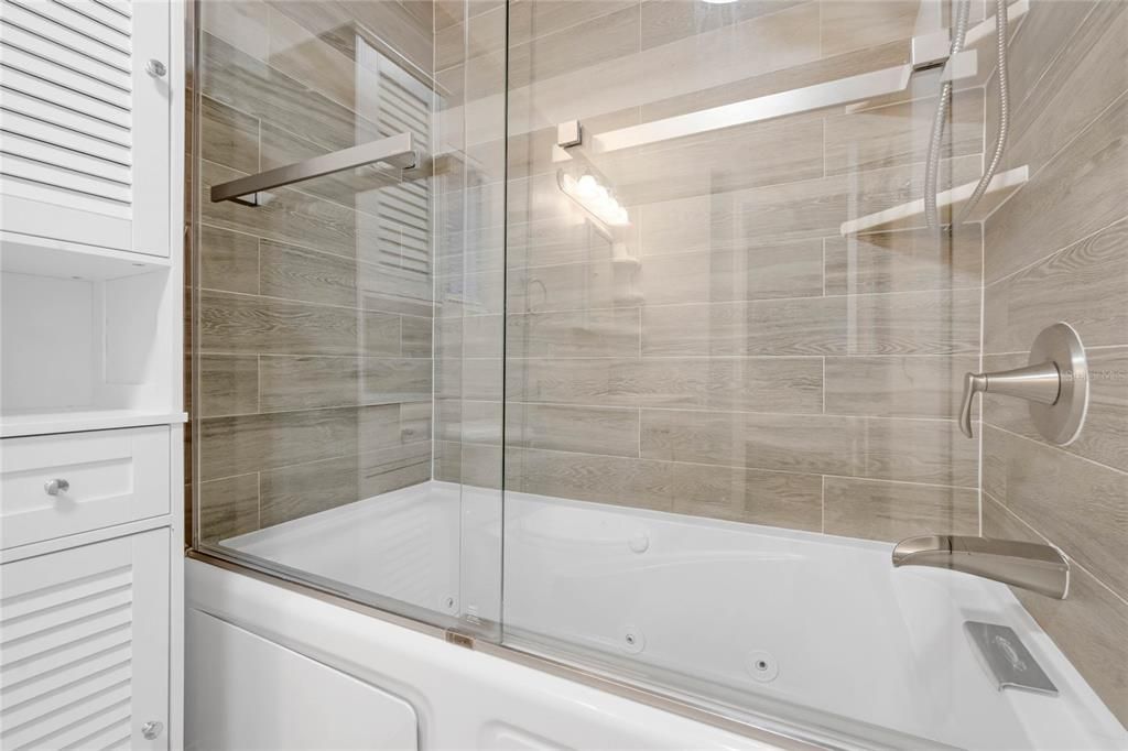 For Rent: $2,695 (3 beds, 2 baths, 1248 Square Feet)