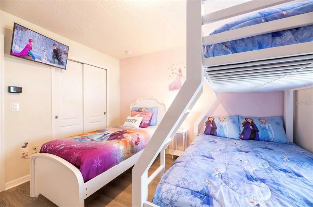 En Renta: $3,500 (5 camas, 4 baños, 2492 Pies cuadrados)