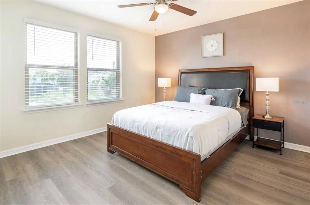 En Renta: $3,500 (5 camas, 4 baños, 2492 Pies cuadrados)