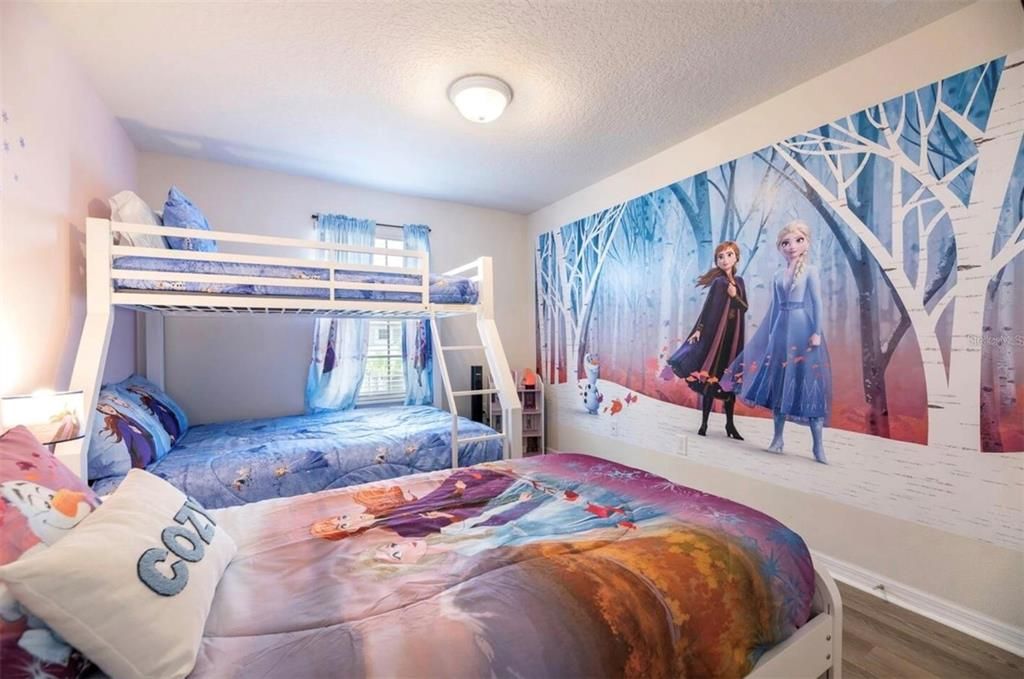 En Renta: $3,500 (5 camas, 4 baños, 2492 Pies cuadrados)