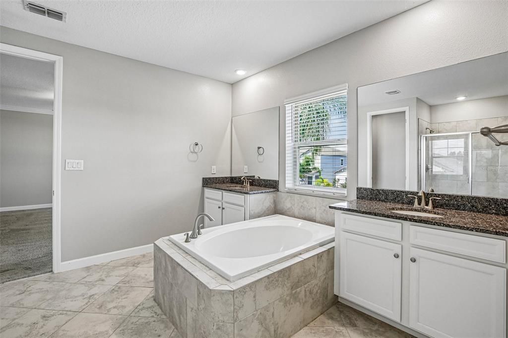 На продажу: $479,999 (5 спален, 3 ванн, 3037 Квадратных фут)