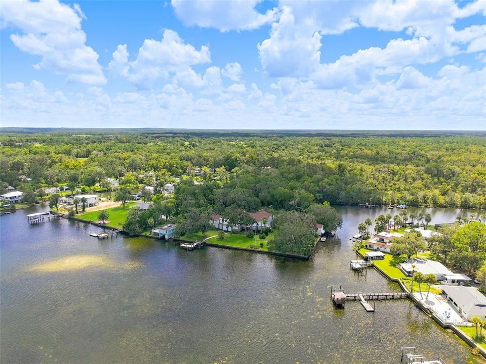 For Sale: $449,000 (3 beds, 3 baths, 1744 Square Feet)