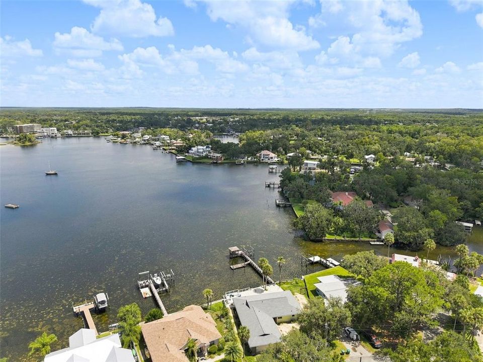 For Sale: $449,000 (3 beds, 3 baths, 1744 Square Feet)