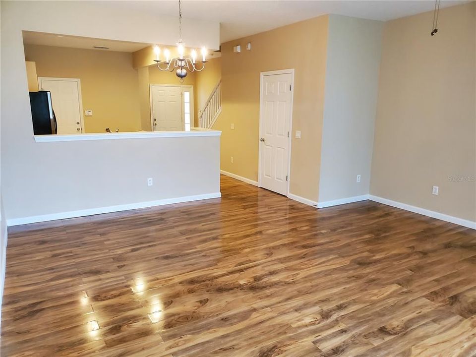 For Rent: $1,750 (3 beds, 2 baths, 1584 Square Feet)