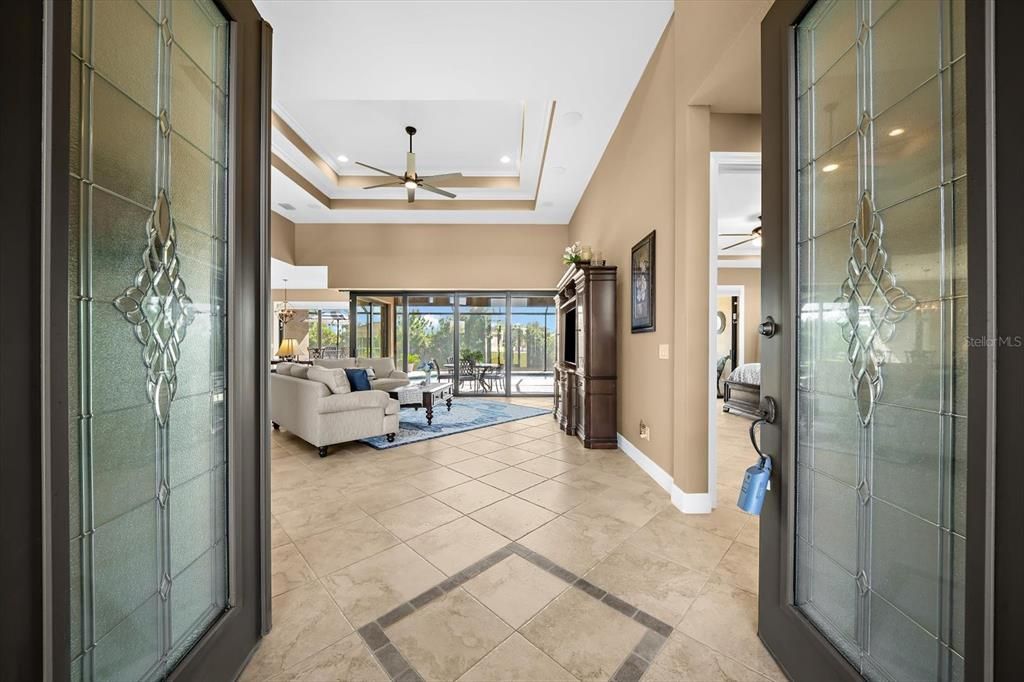 En Venta: $749,000 (3 camas, 2 baños, 2083 Pies cuadrados)