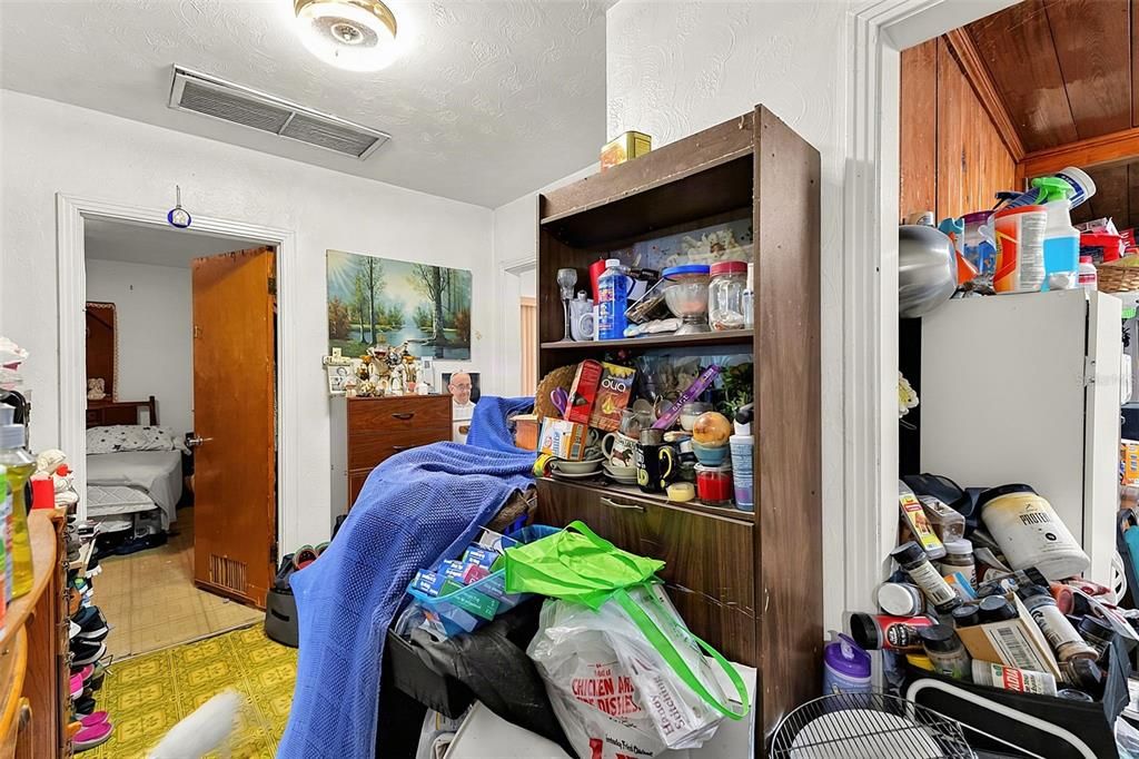 На продажу: $369,990 (4 спален, 3 ванн, 1823 Квадратных фут)