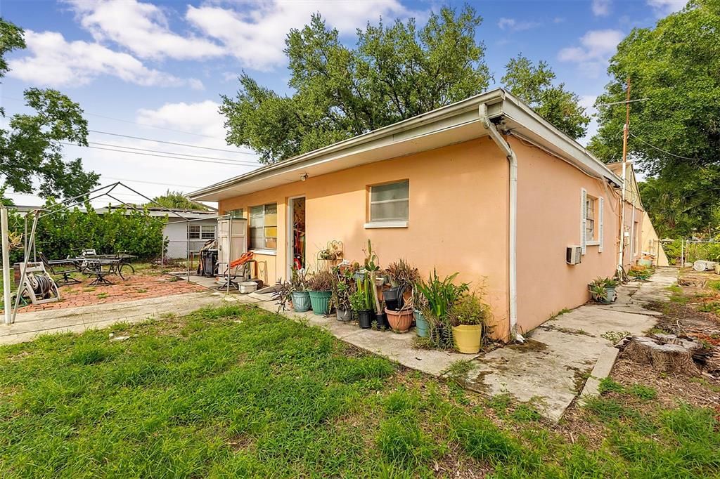 На продажу: $369,990 (4 спален, 3 ванн, 1823 Квадратных фут)