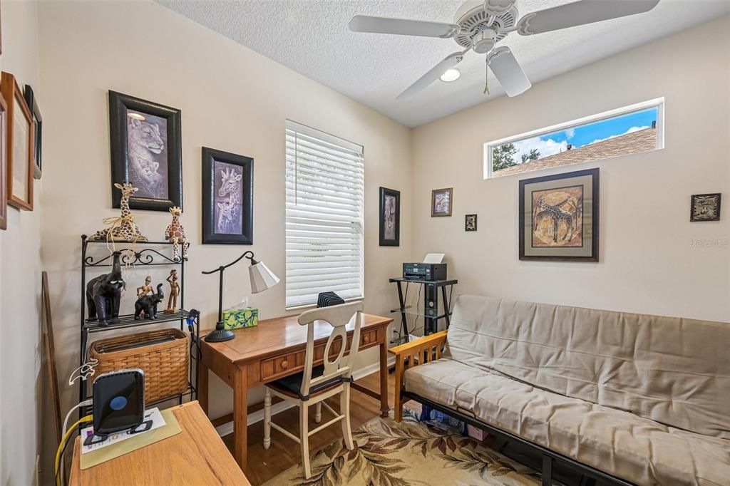 For Sale: $239,900 (3 beds, 2 baths, 1429 Square Feet)