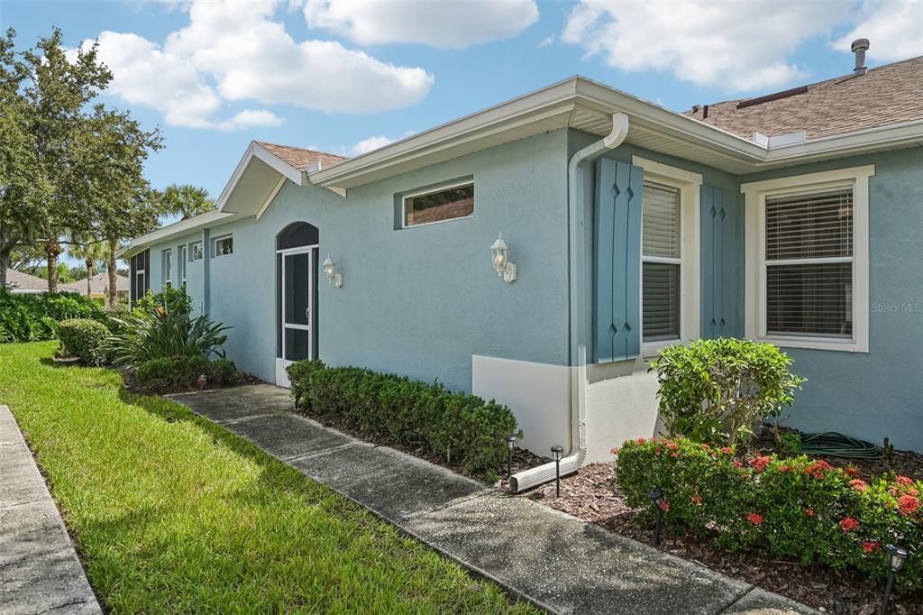 For Sale: $239,900 (3 beds, 2 baths, 1429 Square Feet)