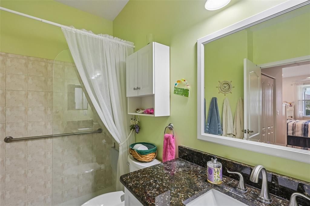 For Sale: $239,900 (3 beds, 2 baths, 1429 Square Feet)