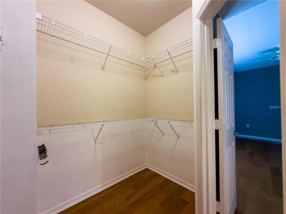 В аренду: $2,200 (3 спален, 2 ванн, 1282 Квадратных фут)