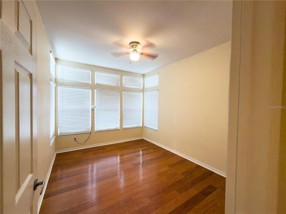 В аренду: $2,200 (3 спален, 2 ванн, 1282 Квадратных фут)