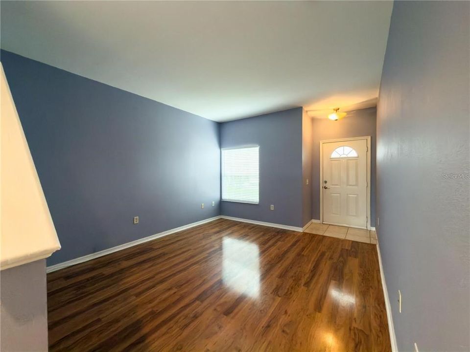 В аренду: $2,200 (3 спален, 2 ванн, 1282 Квадратных фут)