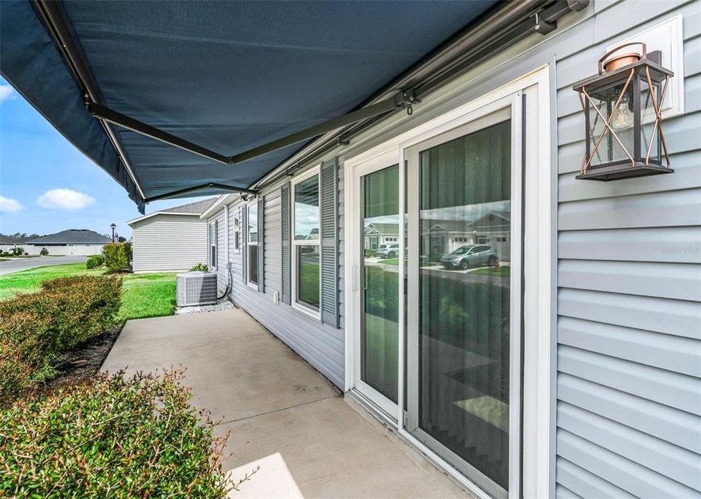 For Sale: $339,000 (3 beds, 2 baths, 1426 Square Feet)