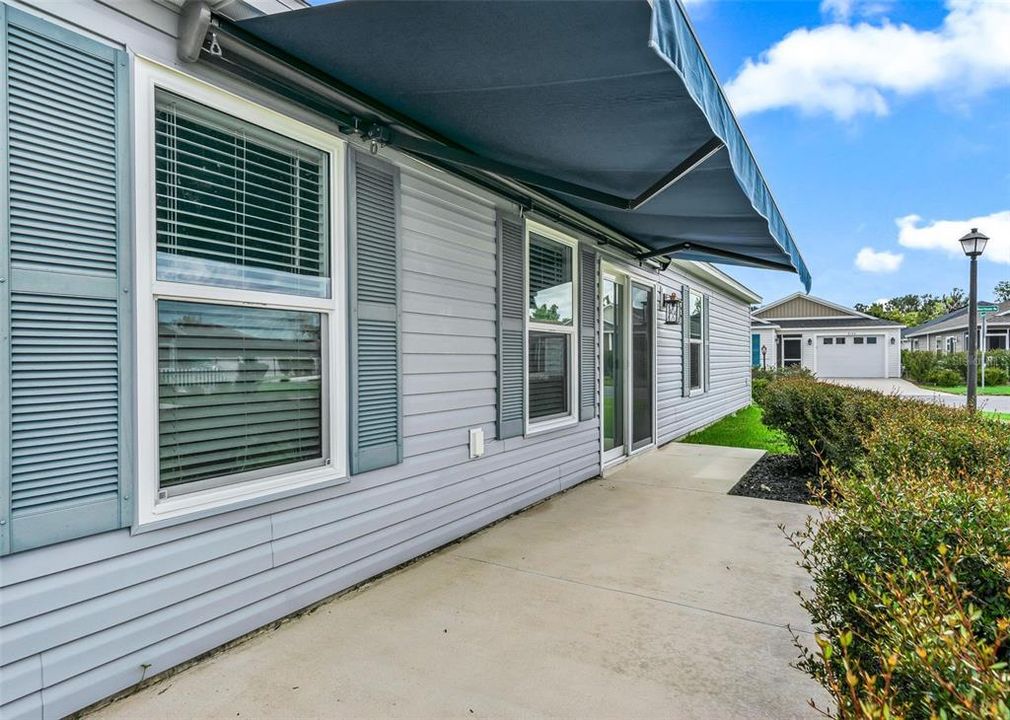 For Sale: $339,000 (3 beds, 2 baths, 1426 Square Feet)