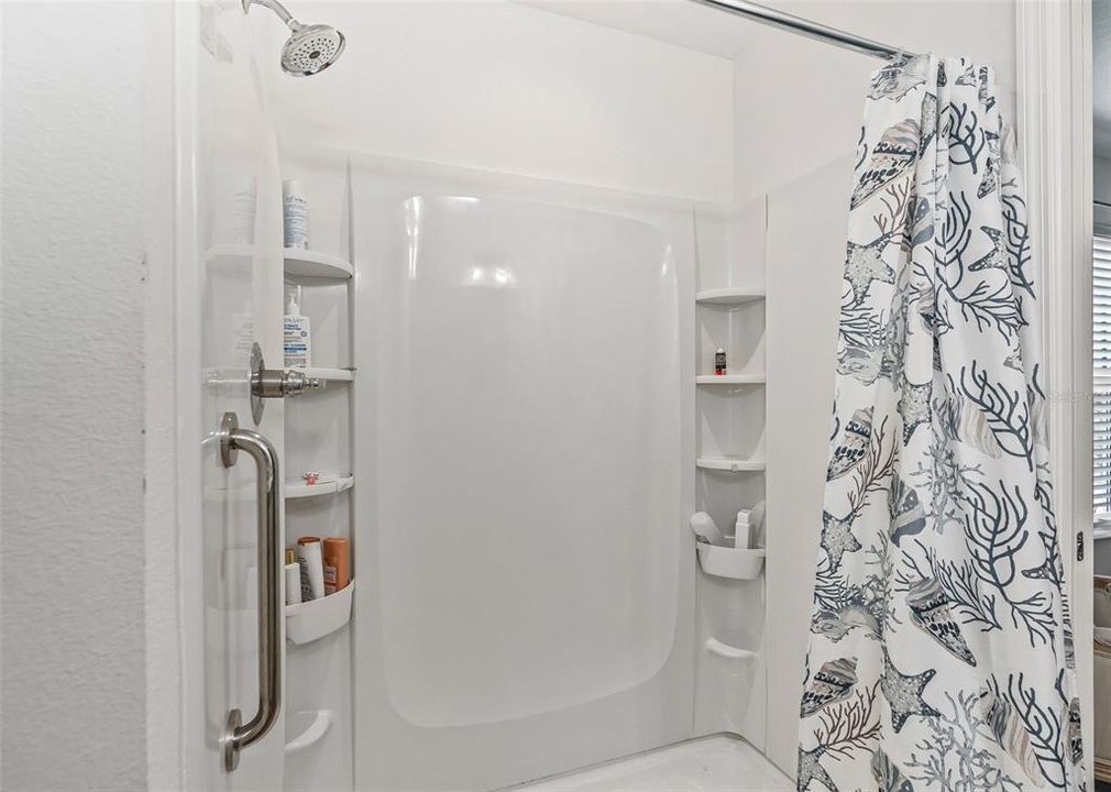 For Sale: $339,000 (3 beds, 2 baths, 1426 Square Feet)