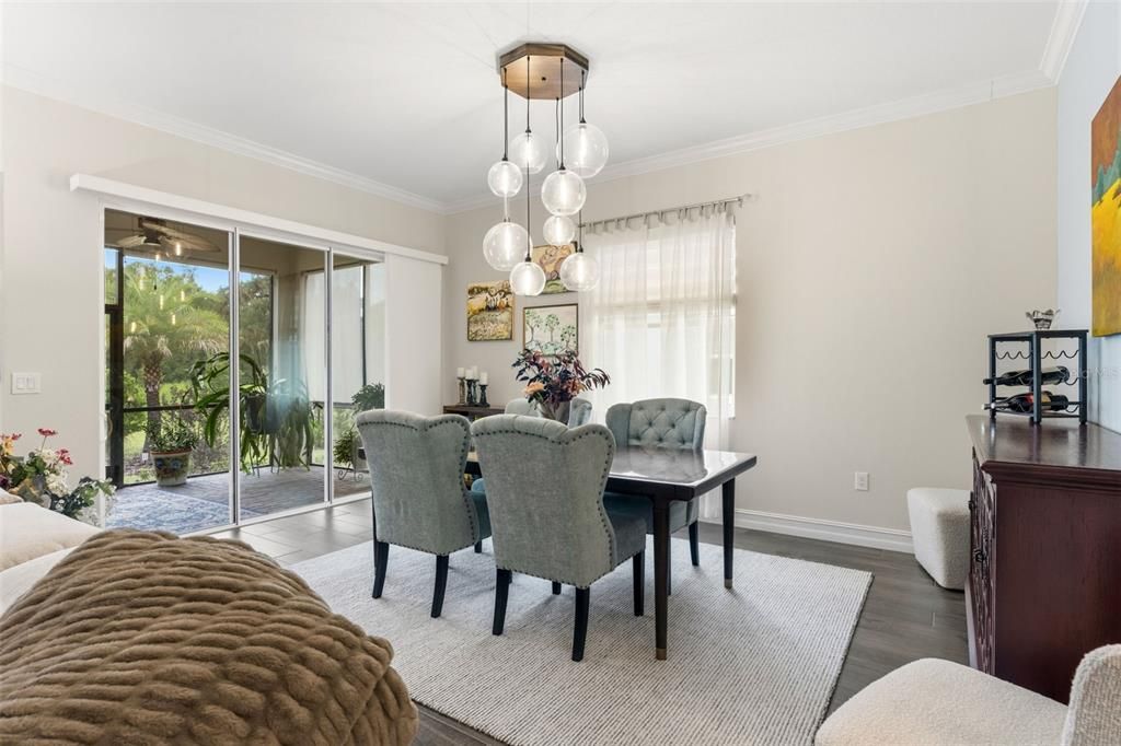 For Sale: $525,000 (2 beds, 2 baths, 2264 Square Feet)