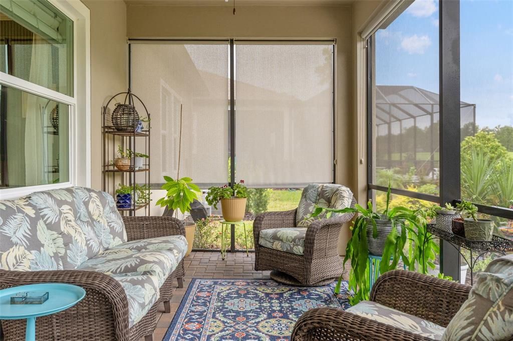 For Sale: $525,000 (2 beds, 2 baths, 2264 Square Feet)