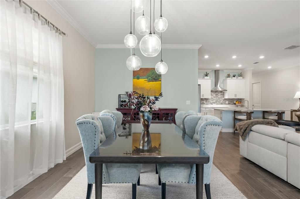 For Sale: $525,000 (2 beds, 2 baths, 2264 Square Feet)