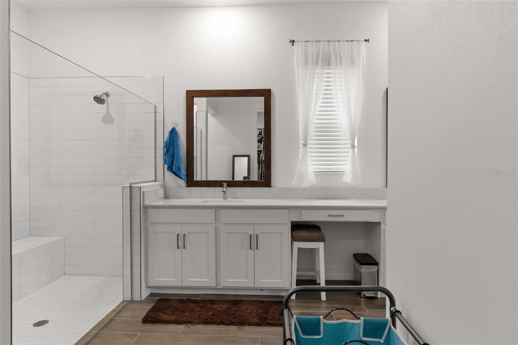 For Sale: $525,000 (2 beds, 2 baths, 2264 Square Feet)